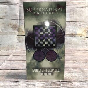 Culturefly Exc Supernatural TableTop Foldable Game Kit ( Checkers ) Winchester
